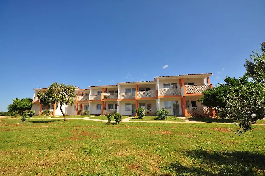 Kazela Apartments