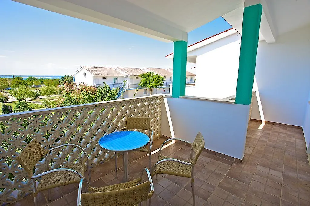 Kazela Apartments 0*, Medulin